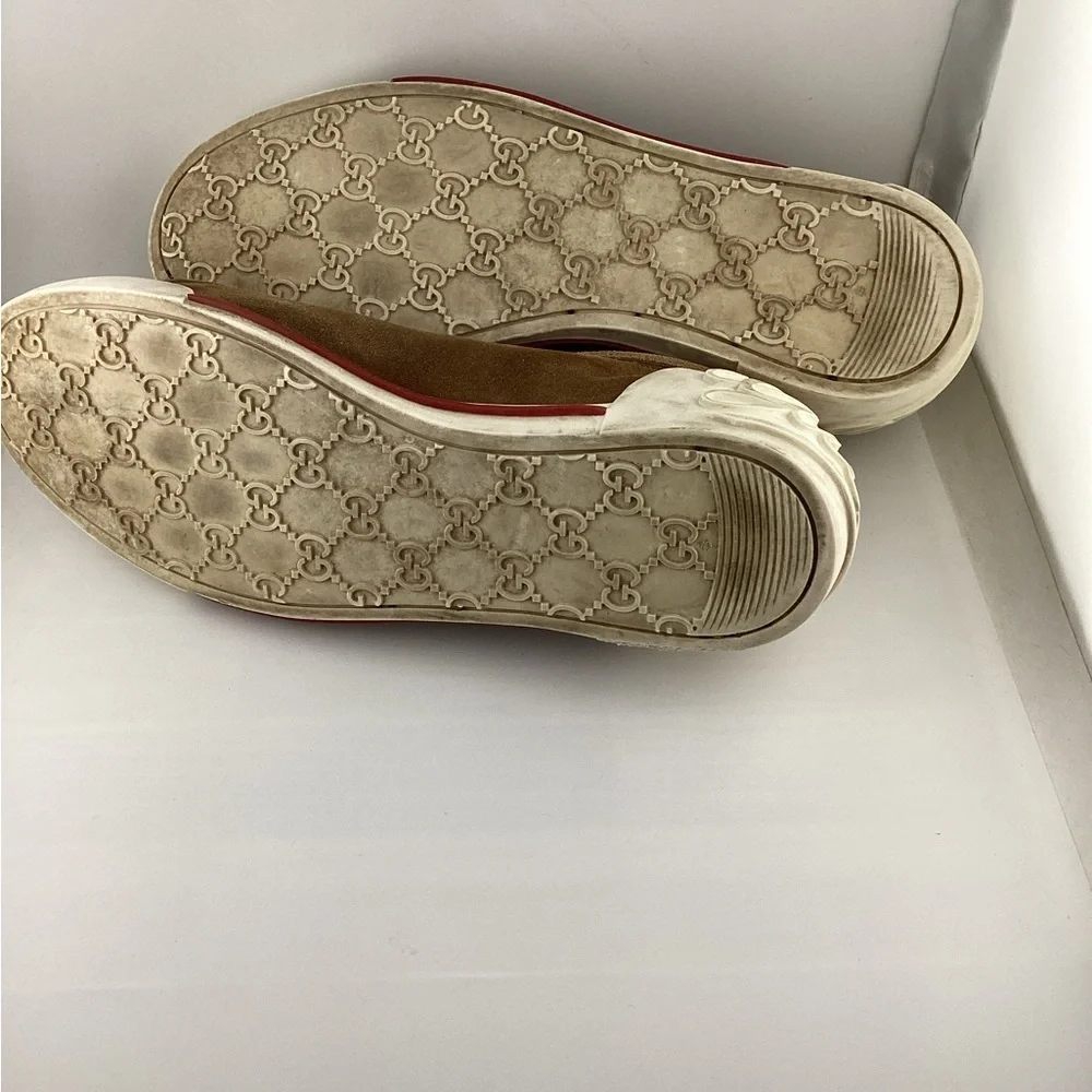 Gucci Men's Sneakers in Tan Suede with White Accents